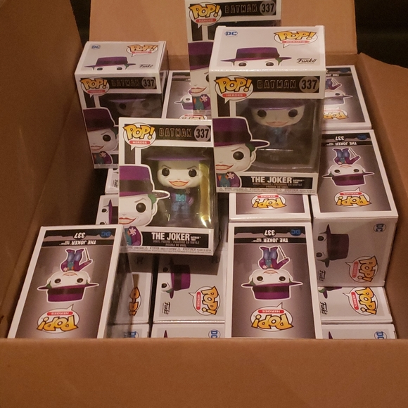 FUNKO POP THE JOKER NEW IN BOX - Picture 7 of 11